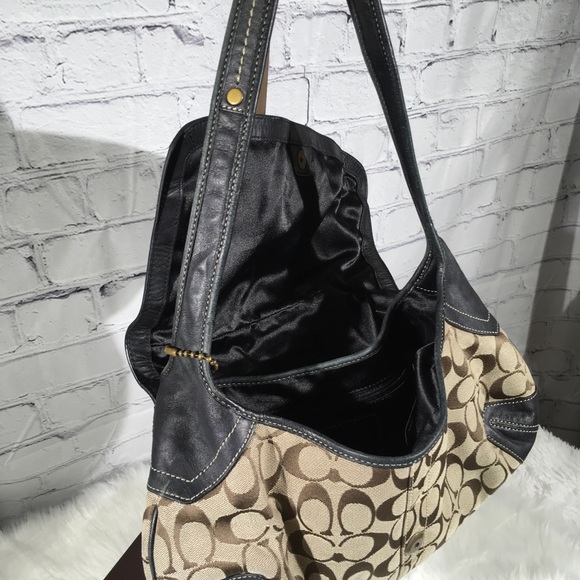 Coach Hand Bag - Picture 5 of 16